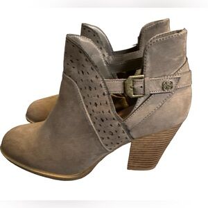 Daisy Fuentes Waki Women’s 9.5 Taupe Ankle Booties cottagecore western
